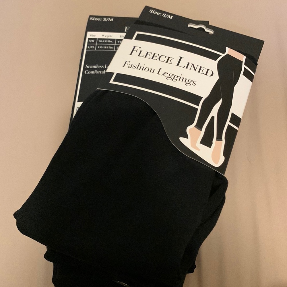 Fleece-lined Black leggings (2)